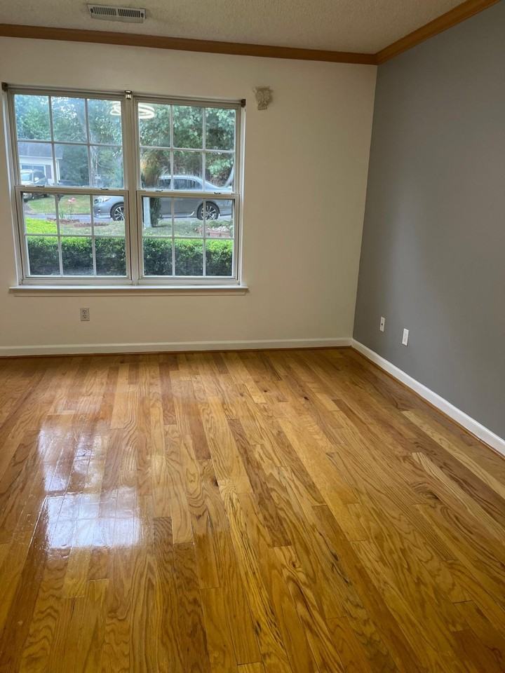 1819 Arligton Ave - Photo 6 of 9