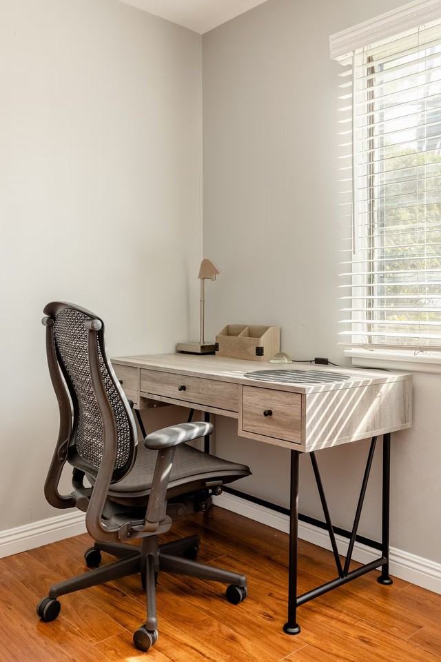 191 E Fillmore St #B - Photo 6 of 19