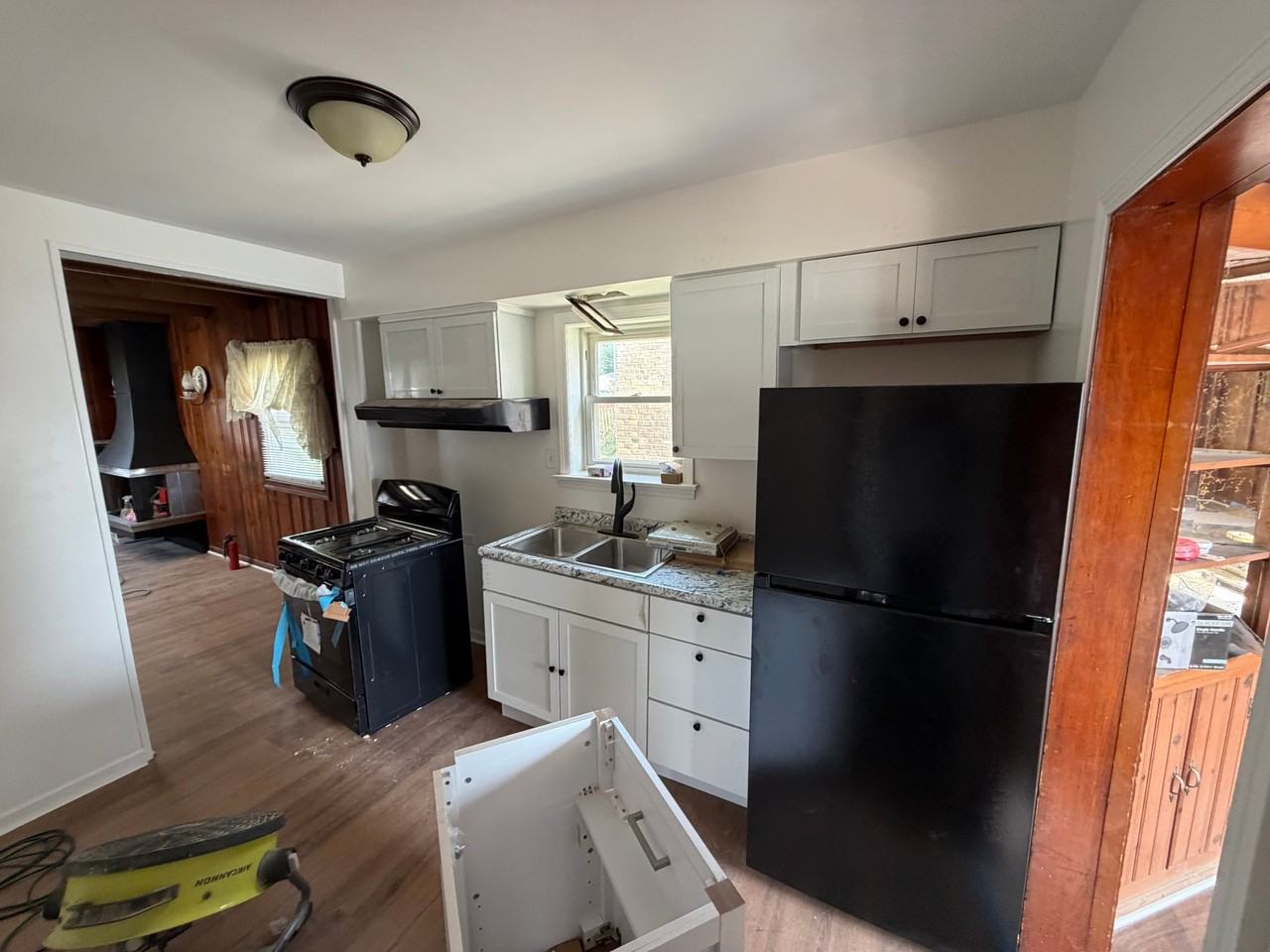 12924 S Wallace St - Photo 4 of 5