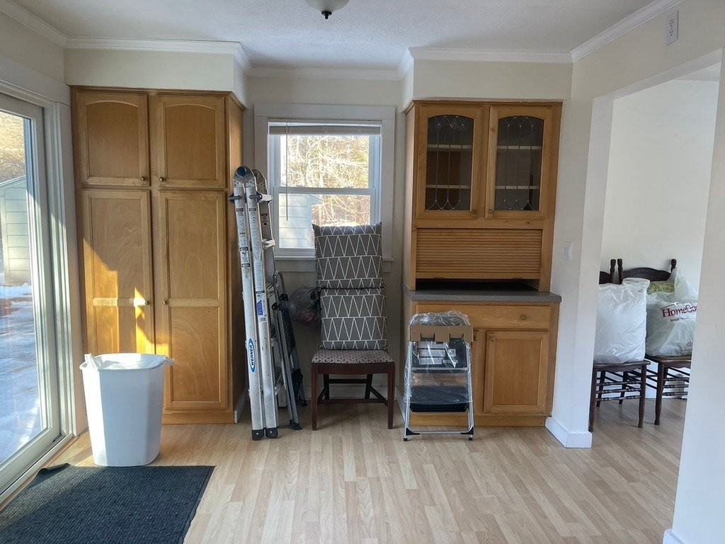 331 N Main St - Photo 2 of 15
