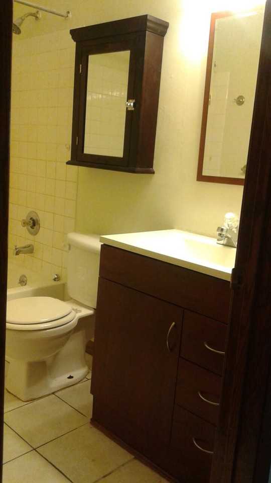 1411 Farrington St #B - Photo 3 of 9