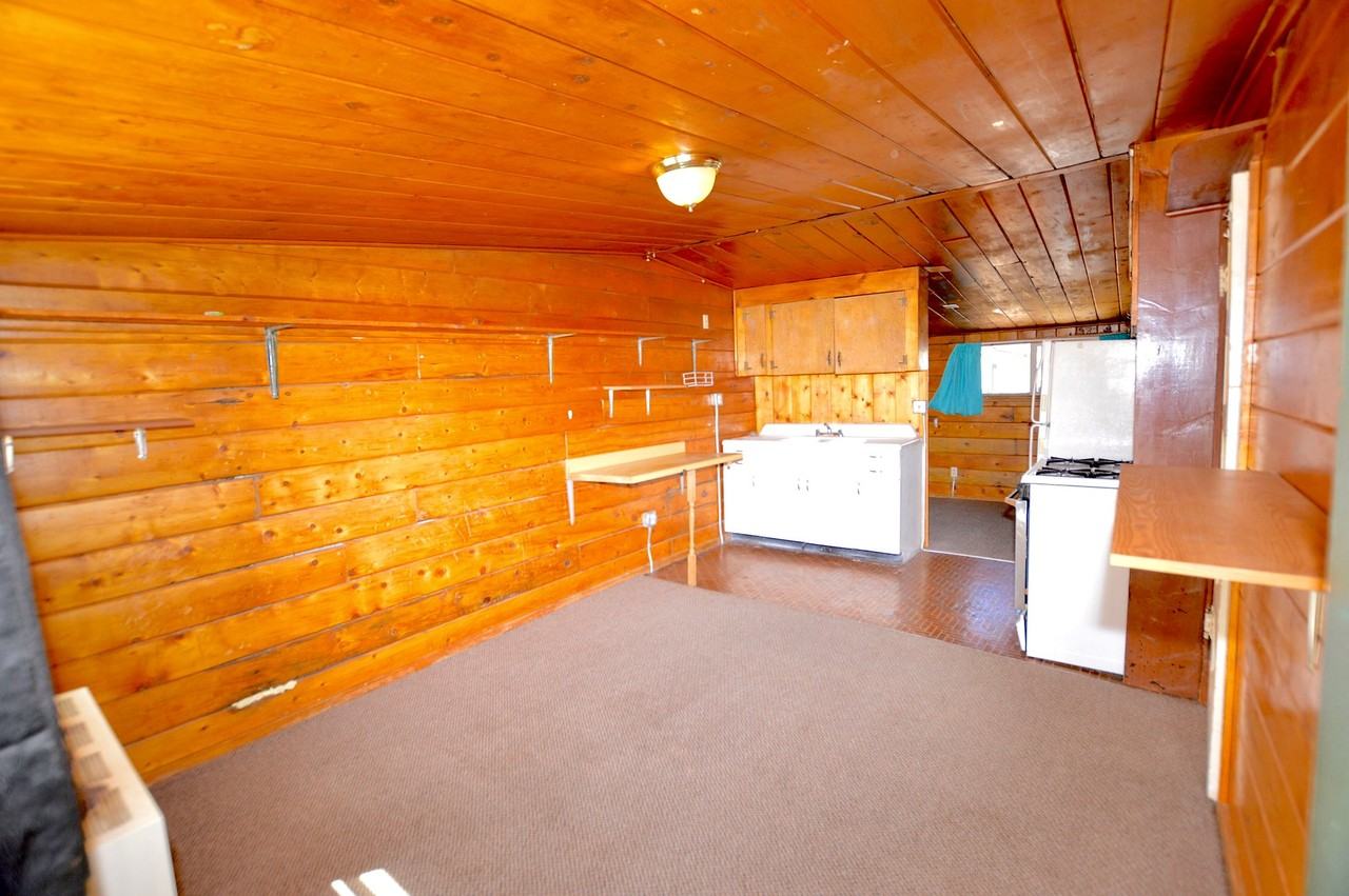 1206 W Tomichi Ave #4 - Photo 3 of 8