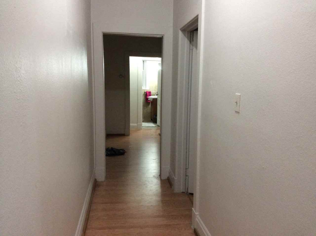 341 Semple St #1ROOM2 - Photo 5 of 7