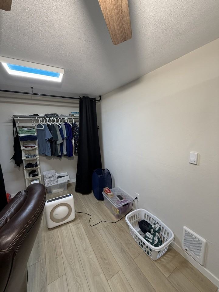 2914 Sunset Dr W - Photo 3 of 12