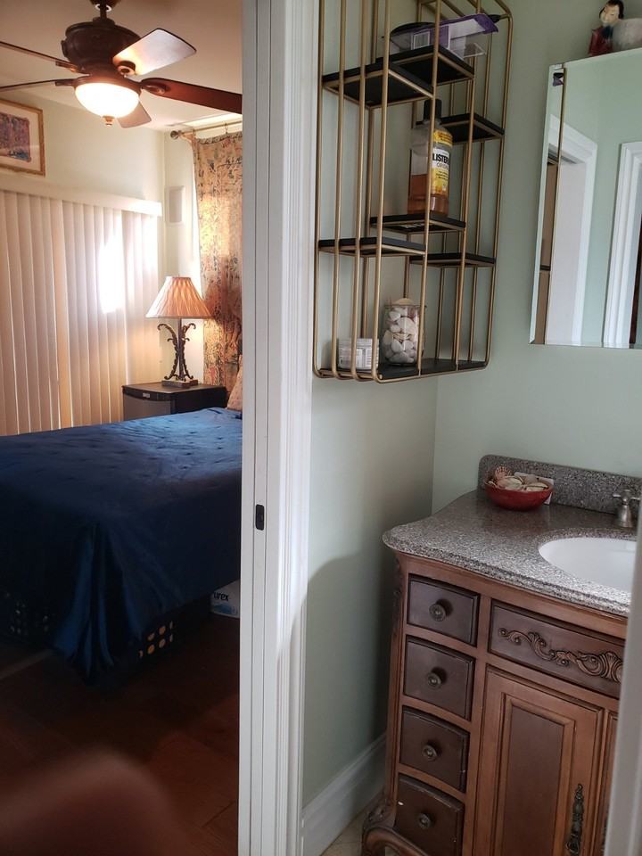 429 Lake St - Photo 6 of 9