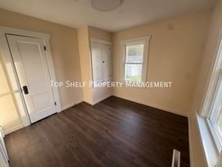 217 E 14th St N - Photo 5 of 12