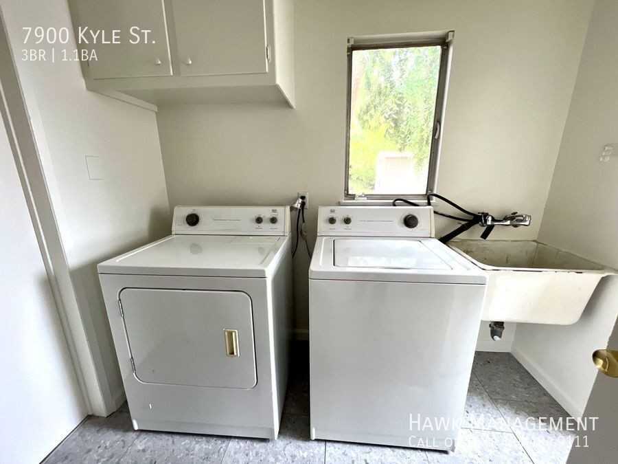 7900 Kyle St - Photo 7 of 18