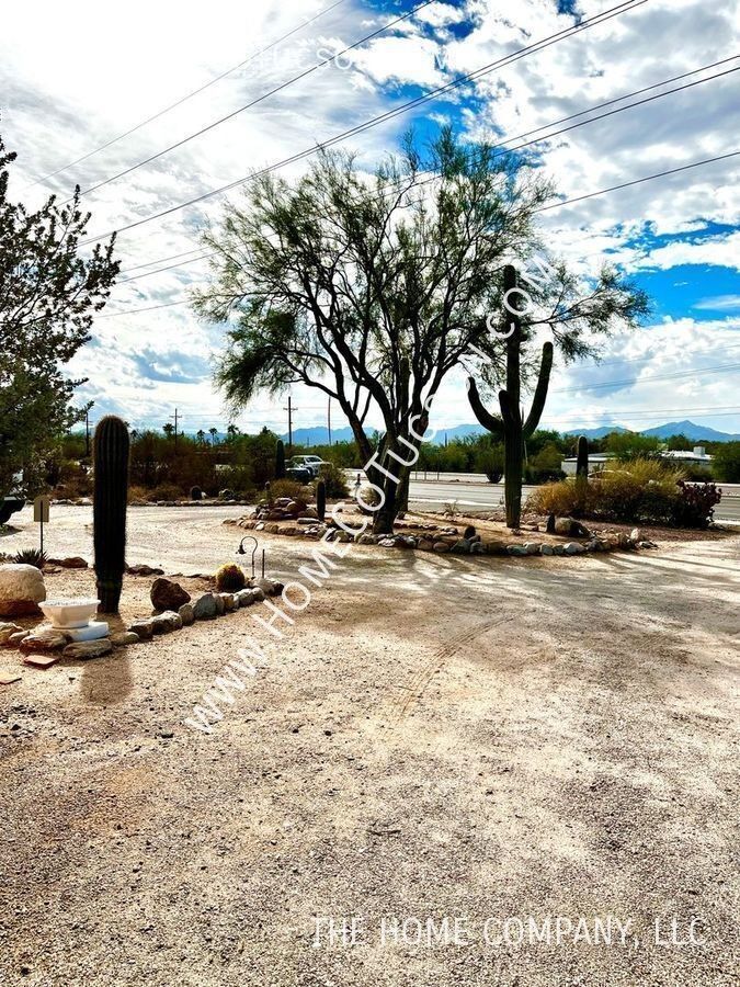 7424 N La Canada Dr - Photo 2 of 26