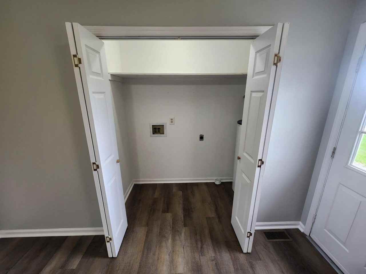 100 Beth Drive - Photo 5 of 10
