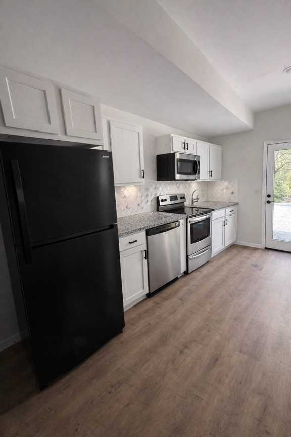 119 Carlton Drive - Photo 4 of 20