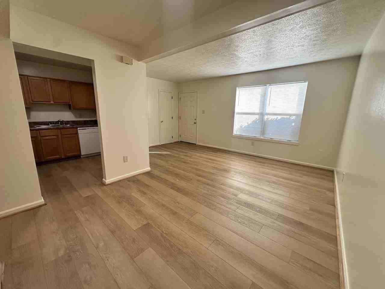 1943 Kecoughtan Rd - Photo 4 of 25