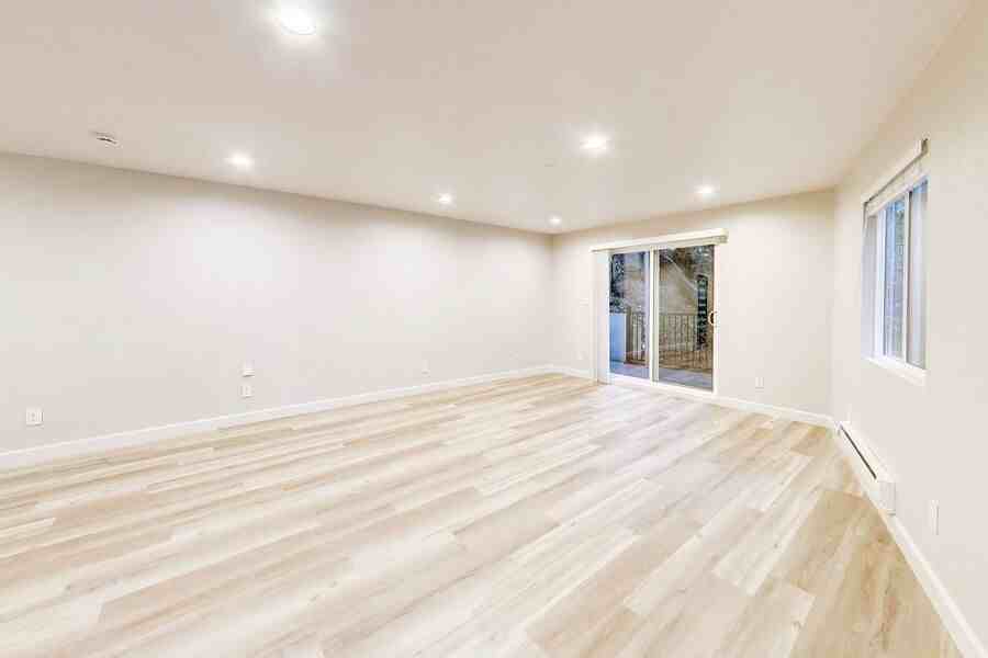 25 Devonshire Blvd #01 - Photo 6 of 23