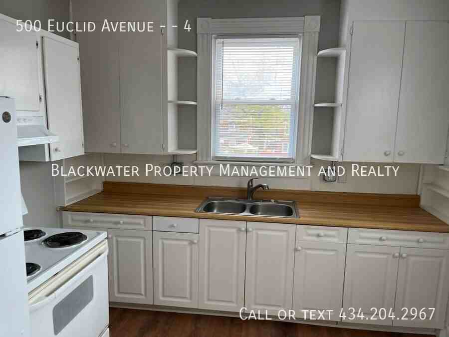 500 Euclid Ave #4 - Photo 6 of 9