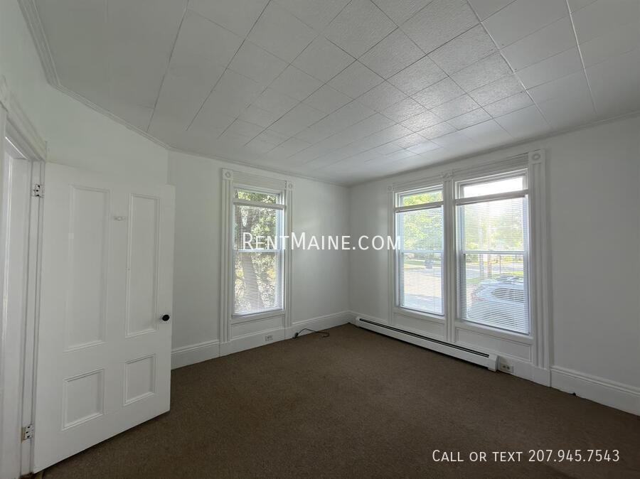 32 Coombs St #2 - Photo 6 of 12