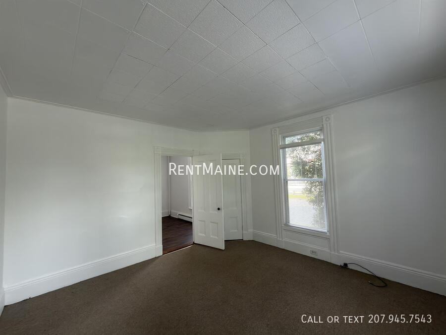 32 Coombs St #2 - Photo 7 of 12