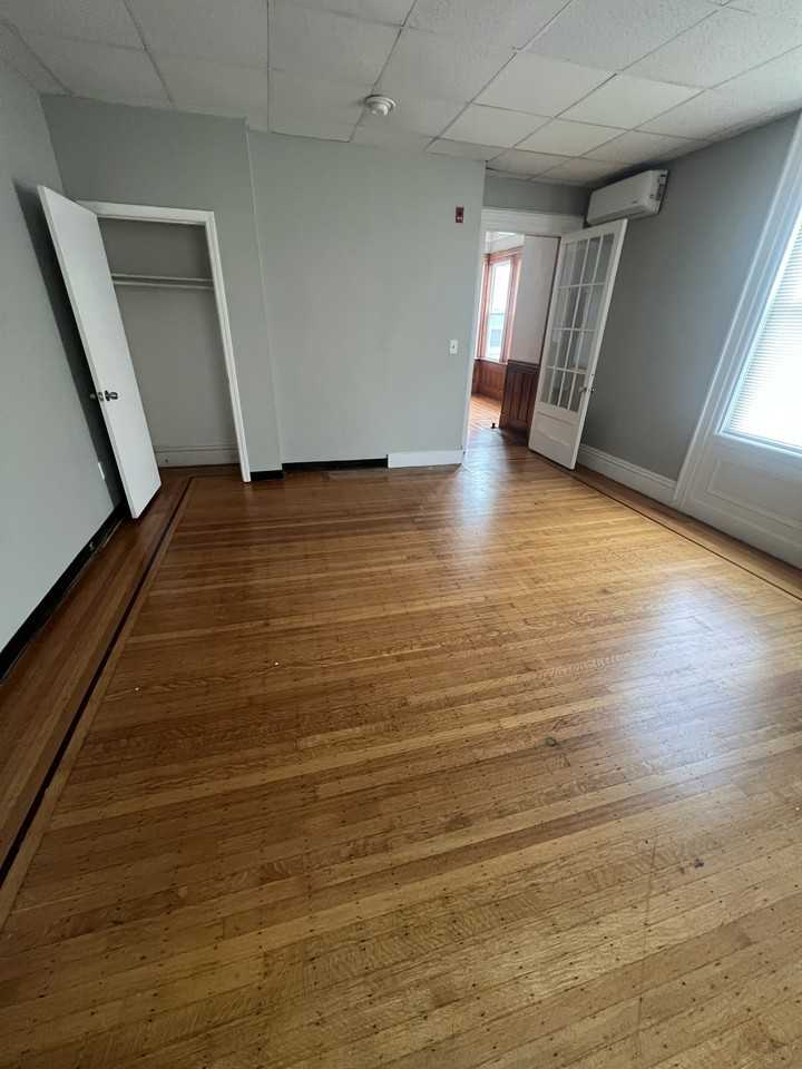 172 Pine Street - Photo 2 of 7
