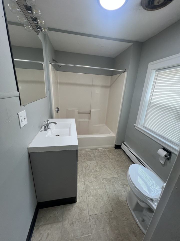 172 Pine Street - Photo 4 of 7