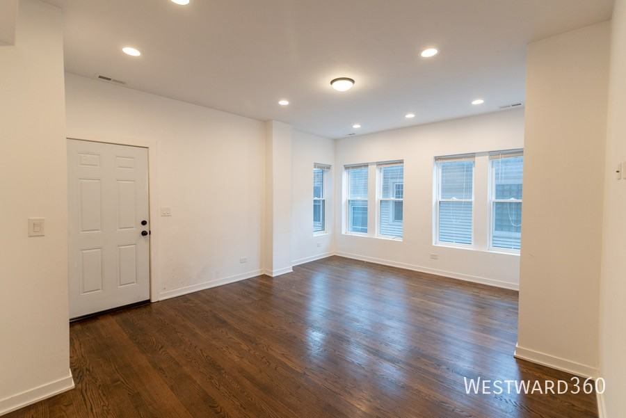 1339 W Early Ave #3R - Photo 3 of 12
