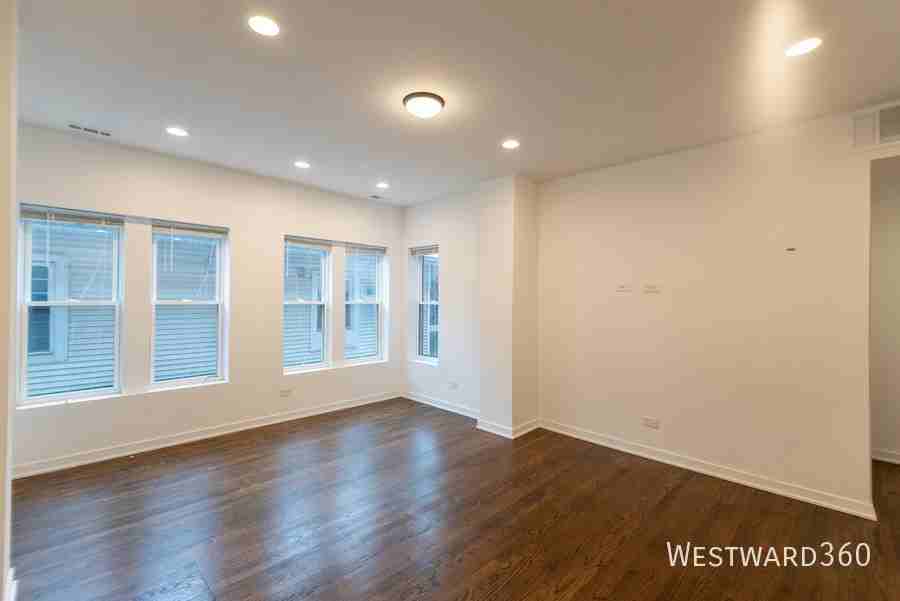 1339 W Early Ave #3R - Photo 4 of 12