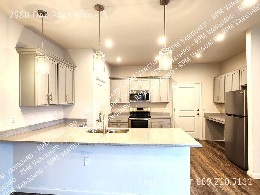 2980 Oak Park Way #B - Photo 2 of 20