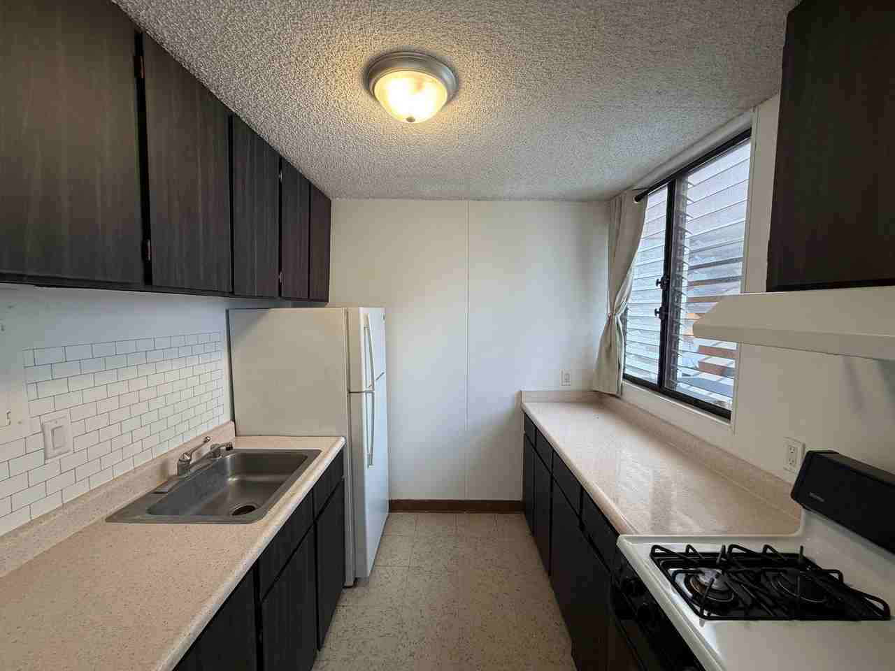 1005 Ala Lilikoi St - Photo 5 of 13