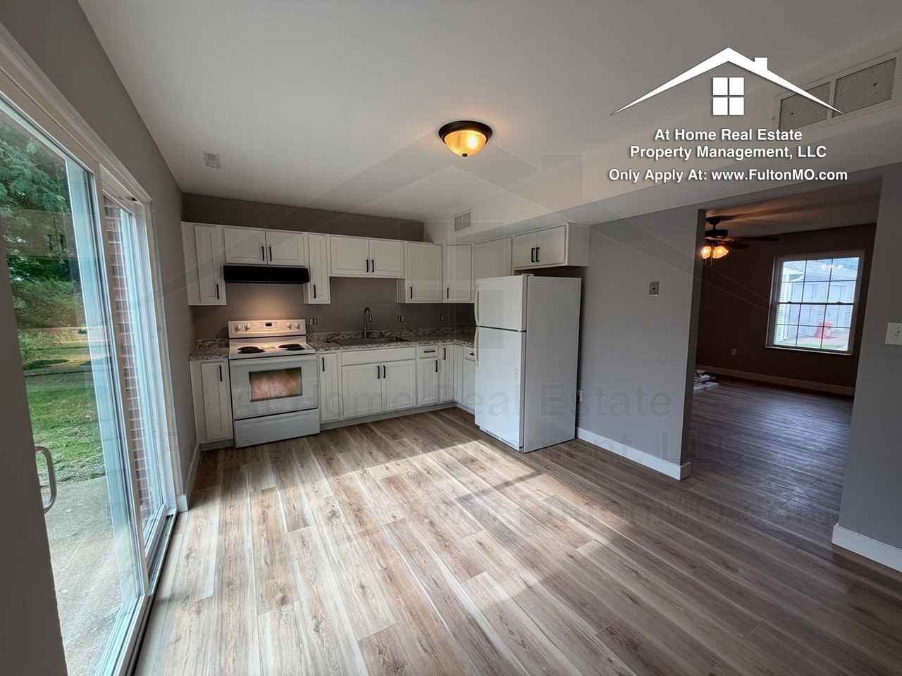 545 Collier Ln - Photo 7 of 27