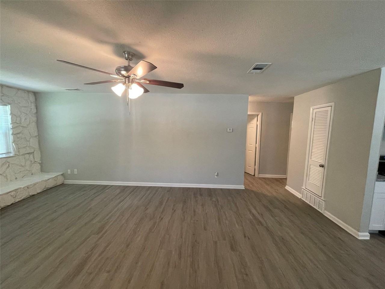 5748 Bowling Dr - Photo 5 of 26