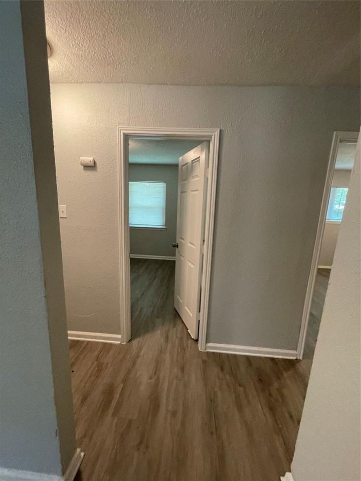 5748 Bowling Dr - Photo 7 of 26