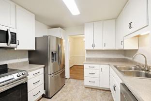 140 W Park Dr - Photo 1 of 1