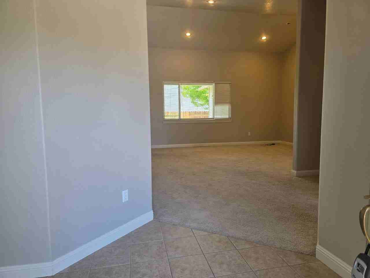 1458 Cardiff Dr - Photo 2 of 28