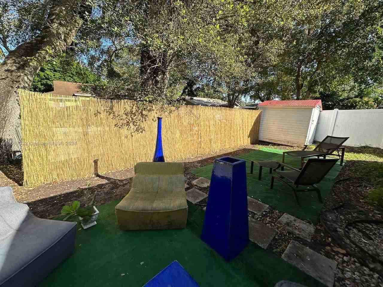 4920 Sw 27th Ave #0 - Photo 5 of 28