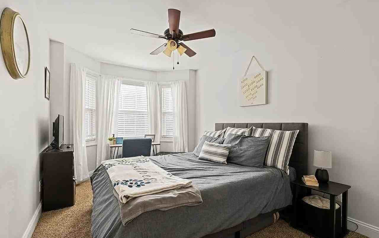 127 Portico St - Photo 6 of 9