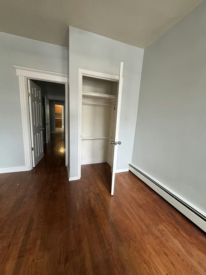 165 Clendenny Avenue, Unit 1R - Photo 6 of 6