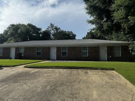 3410 Green Briar Circle, Unit B - Photo 1 of 1