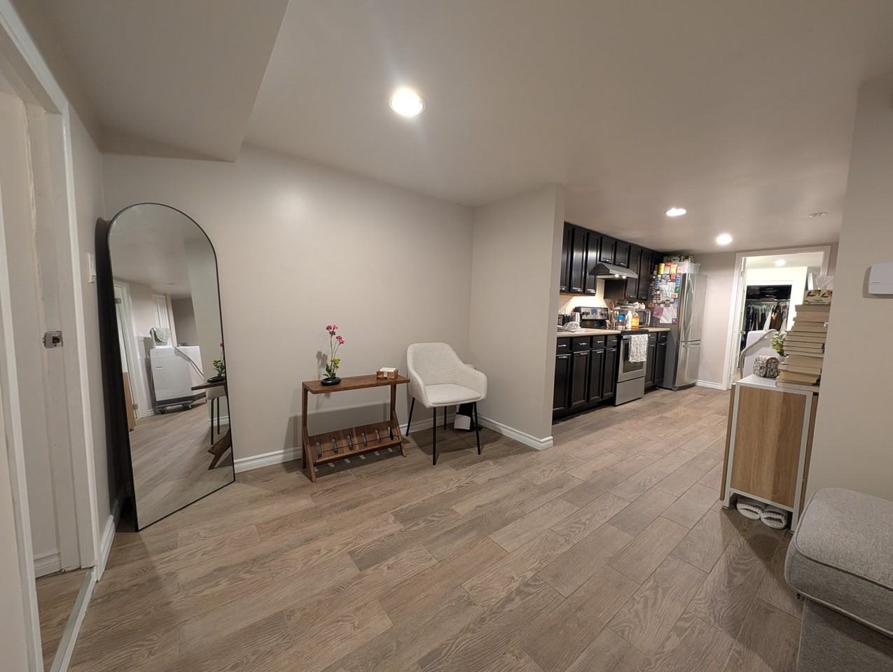 12 Woodycrest Ave - Photo 4 of 12
