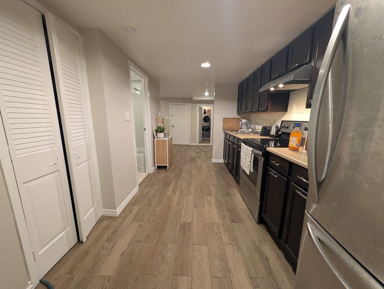 12 Woodycrest Ave - Photo 5 of 12