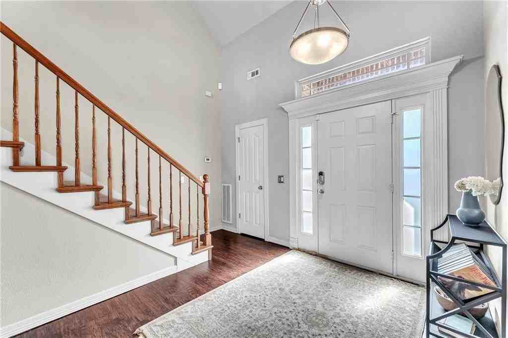 5703 W Casey Dr - Photo 3 of 25