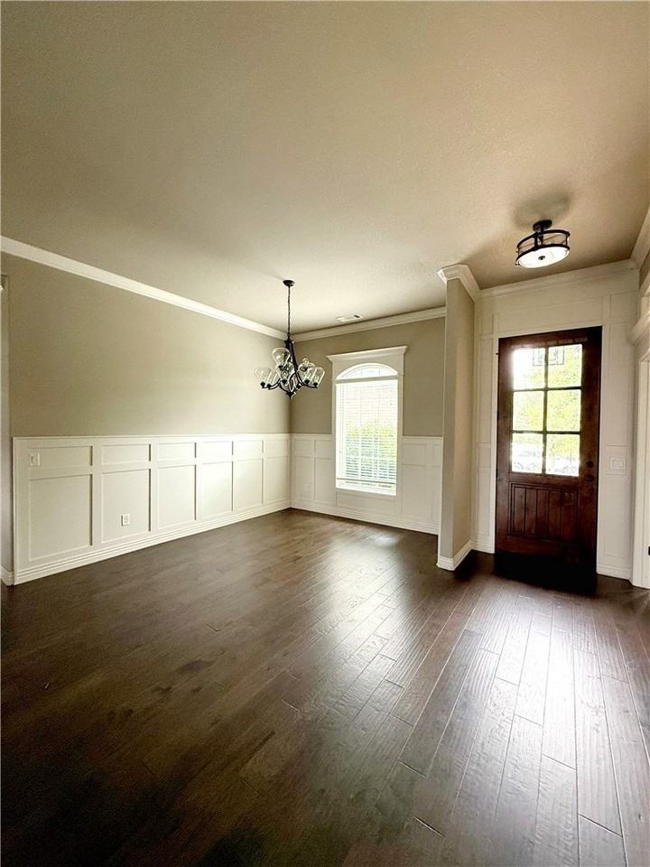 3200 Sw Satinwood Ave - Photo 3 of 16