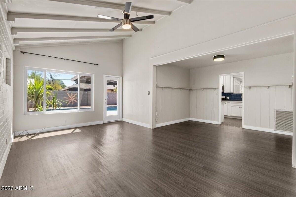 4517 N 10th Ave - Photo 3 of 30