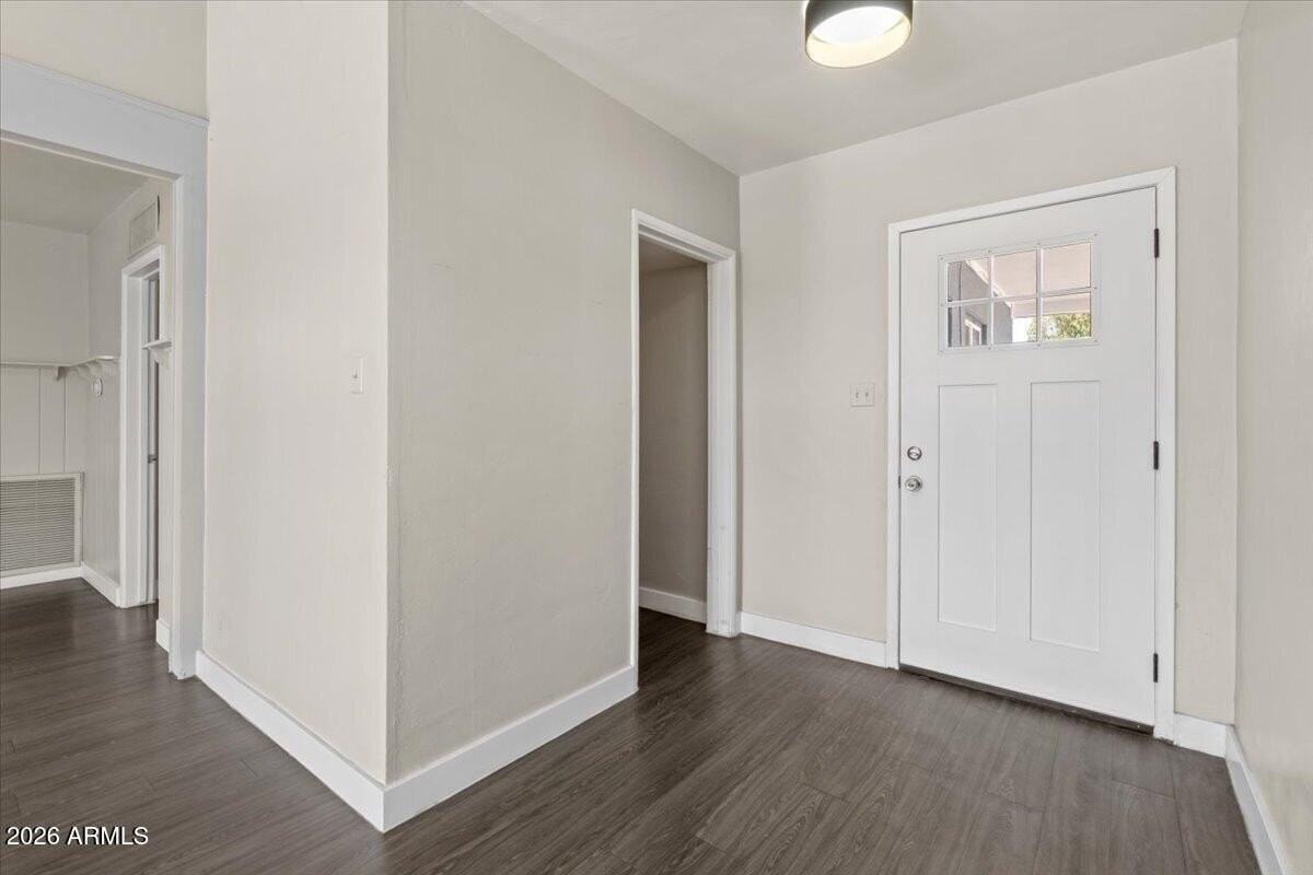 4517 N 10th Ave - Photo 4 of 30
