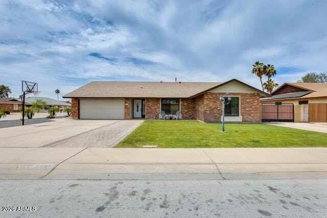 14018 N 44th Dr - Photo 2 of 29