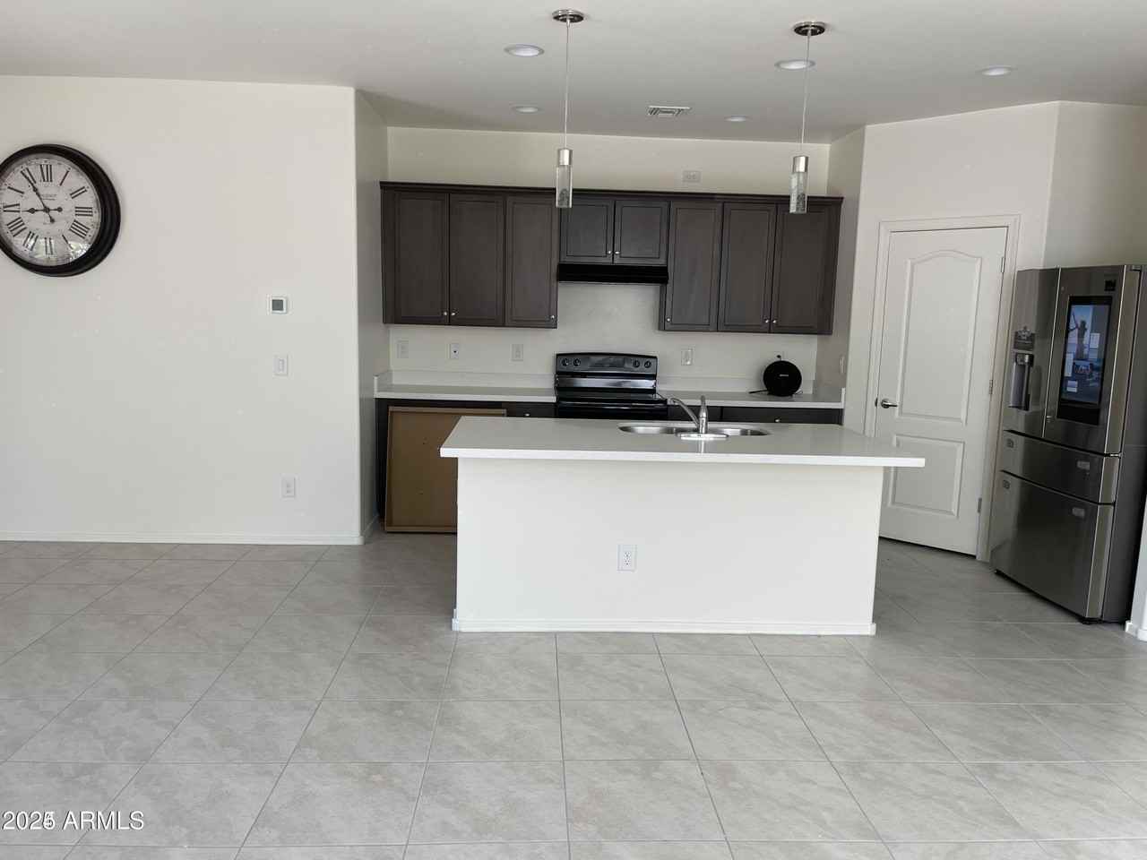 1585 E Kingman Pl - Photo 2 of 4