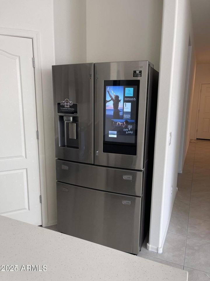 1585 E Kingman Pl - Photo 4 of 4