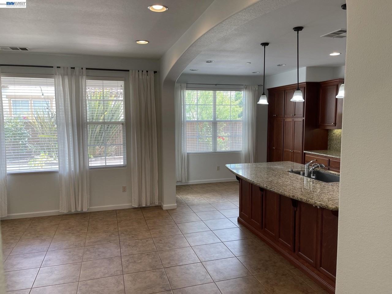 3124 Sweetviolet Dr - Photo 5 of 15