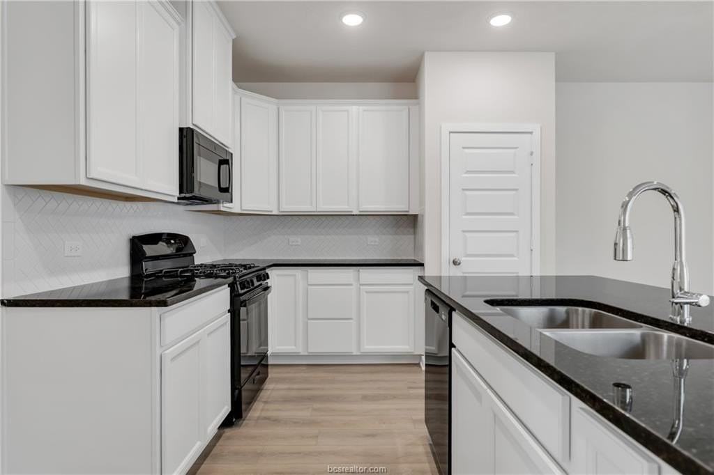 15290 Still Water Meadow Loop - Photo 4 of 12