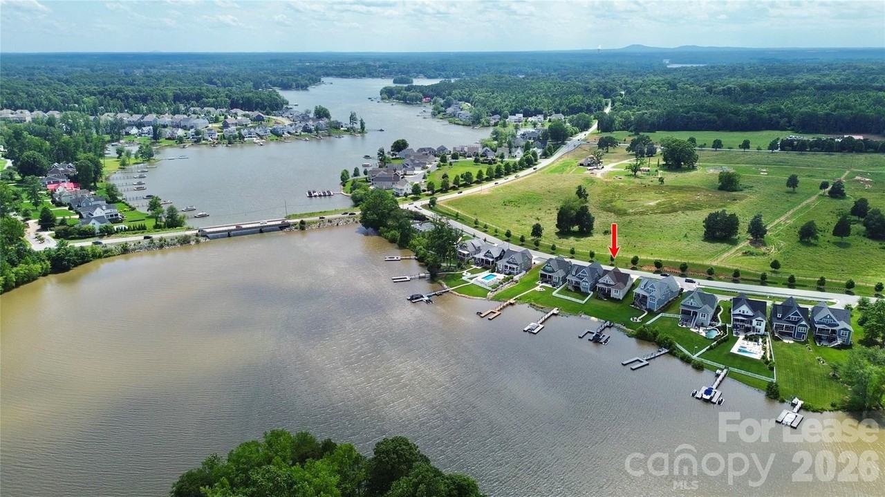 136 Preston Rd - Photo 4 of 44