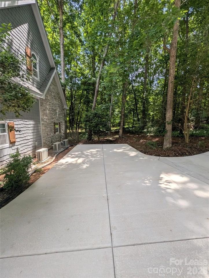 14625 Phillips Rd #1 - Photo 5 of 16