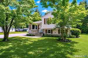 featured image of 68 Pond Hill Rd
