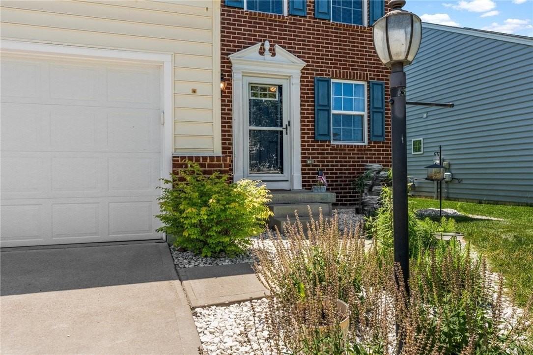 7428 Bostelman Pl - Photo 3 of 36