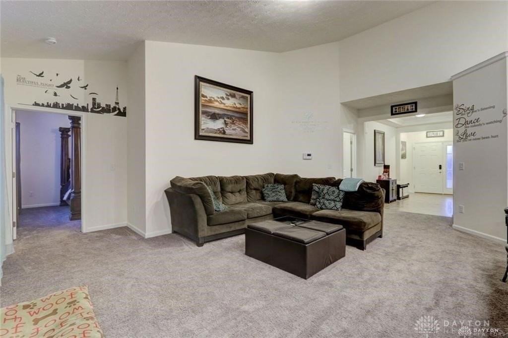 7267 Bostelman Pl - Photo 3 of 19